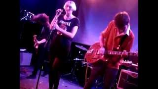 Joanna Gruesome - Sweater (Live @ The Bull & Gate, London, 16.03.13)