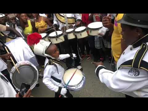 18 Mai nan vil okap,vin gade mèvèy Yon ti moun 6zan Cemuchca ap fè nan vil la.