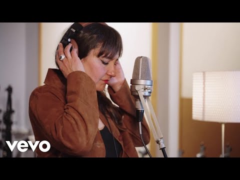 No Quiero Más Canciones Tristes - Amaral