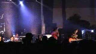 Disciple - Shine Down (live in Wichita 10/25/05)