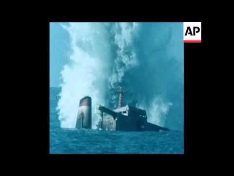 SYND 30 3 78 FURTHER DEPTH CHARGING OF THE AMOCO CADIZ OFF FRENCH COAST NEAR BREST