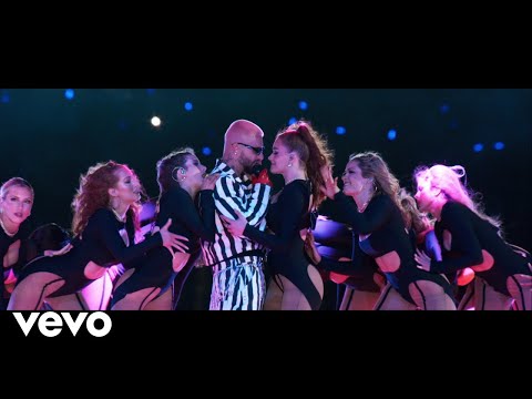 Maluma - Vente Pa' Ca (Medallo en el Mapa LIVE)