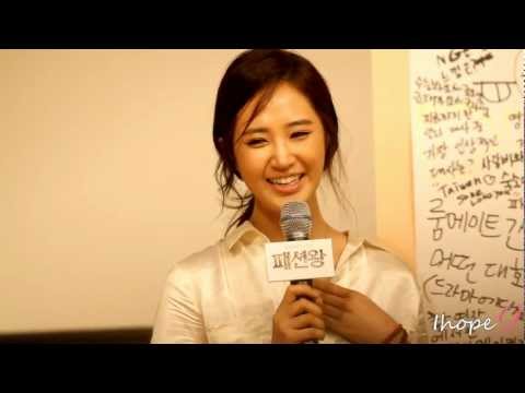 120402 Yuri 'Fashion king Event' fancam