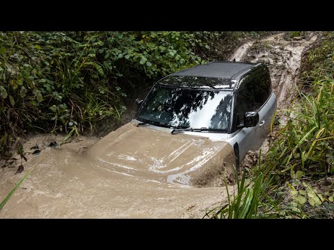 New Land Rover Defender P300 - Extreme OFFROAD Test Drive