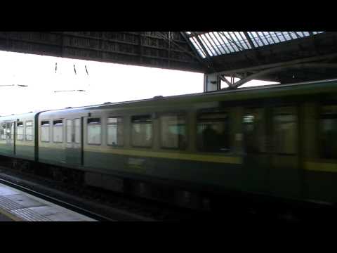 Irish Rail 8100 EMU 8135 + 8140 + 8112 arrives at Dublin Pearce