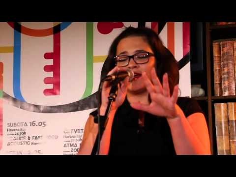 Praline & Fast Food Acoustic - Laura Mjeda - Love Is A Losing Game -Amy Winehouse Cover -Live