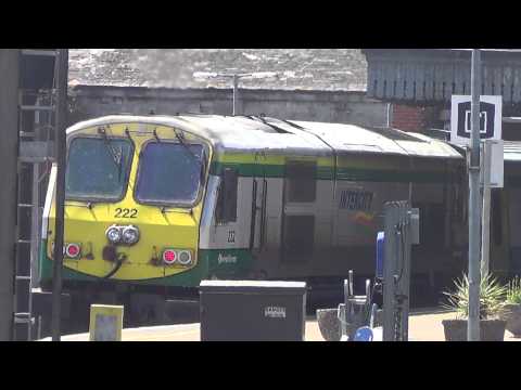 Irish Rail 201 loco 222 departs Cork going to Dublin Heuston