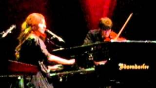 Way Down/Leather- Tori Amos live at the Orpheum