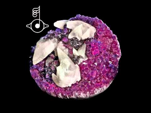 Björk - Crystalline (Omar Souleyman Remix)