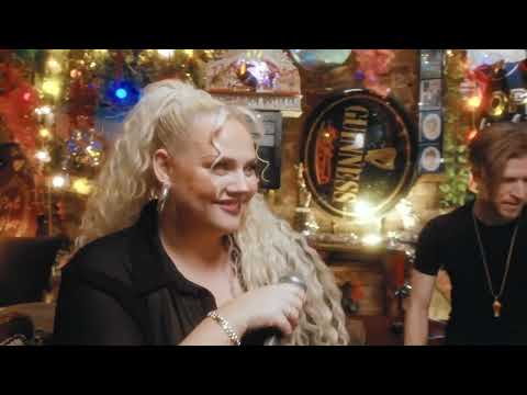 Acoustic Trio With Female Singer - Groove Addiction