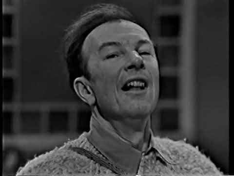 Episode 7 - Rainbow Quest by Pete Seeger: Bessie Jones and Children from Downtown Community School