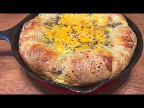 Crescent Roll Breakfast Casserole #breakfastcasserole