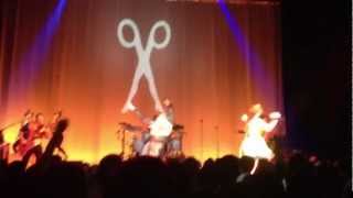 Scissor Sisters - Keep Your Shoes (fragment), Live at the AB