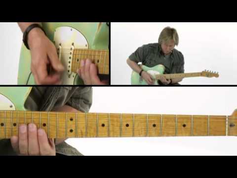 Power Phrasing - #15 Lead Fills - Guitar Lesson - Robbie Calvo