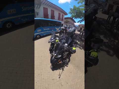 Jardin Antioquia / Benelli TRK 502X