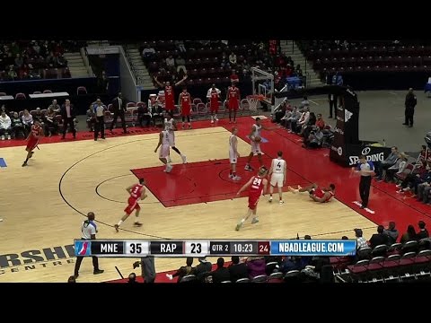 Arthur Edwards throws it down vs. the 905