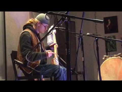 Robert McLaughlin - Tuvan throat singing