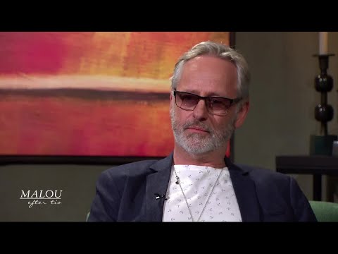 Uno Svenningssom om att stå på scen trots blygsel - Malou Efter tio (TV4)