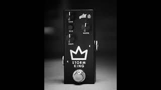 Video thumbnail for Aguilar Storm King Distortion / Fuzz by Aguilar Amplification