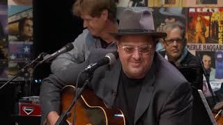 Vince Gill &amp; Paul Franklin - Lost in a world without Merle Haggard