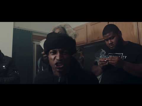 Dee Potts  “It’s Me” (Official Music Video)