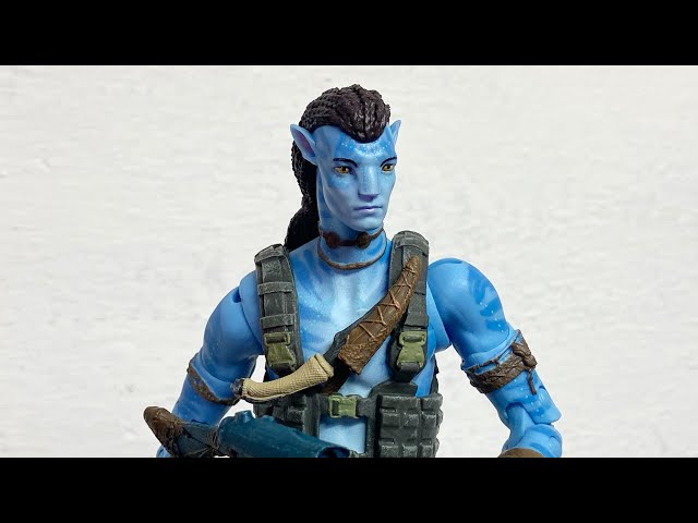 Vídeo relacionado con BANDAI - McFarlane Figura de Acción Jake Sully (Traje de Batalla) Avatar - Disney, Multicolor TM16307