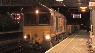 preview picture of video '66003 6G02 - Doncaster Up Decoy to Holloway South Jn at Welwyn Garden City with xmas eve engineers.'