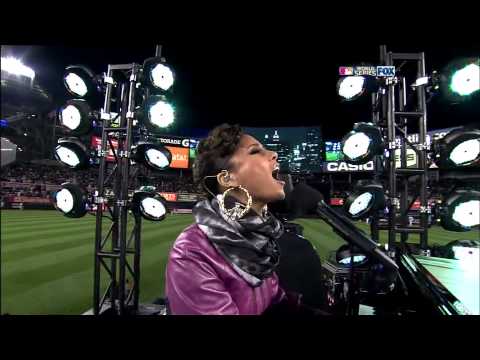 Jay-Z & Alicia Keys - Empire State of Mind (Live at World Series Game - HD)