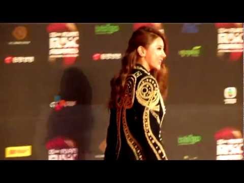 121130 MAMA IN HK RED CARPET - SEO IN YOUNG