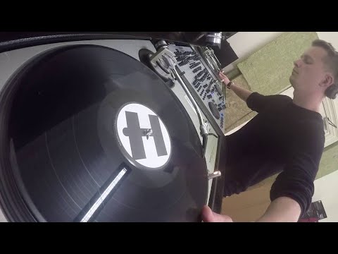 Krakota - Strange System Mix Series (Episode 3)