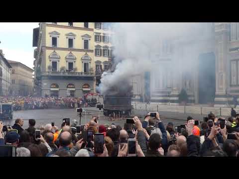P1350325 the  Cart Goes off  Easter Morning, Florence, IT 2018 #10