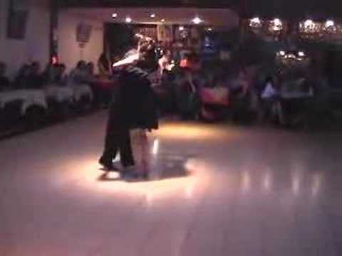  Alejandro Hermida  and  Inés Muzzopappa  are  dancing  to  a  milonga