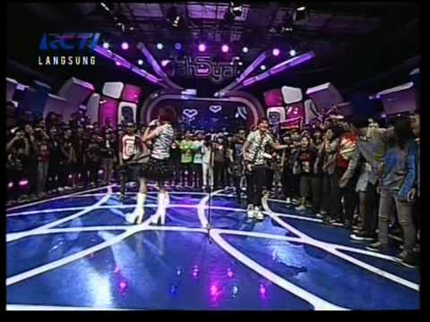 The Virgin "Love 1/2 Mati",performed at Dahsyat (20/04)(Courtesy RCTI)