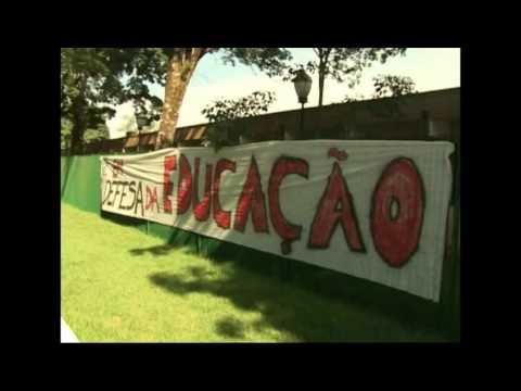 Estudantes ocupam UFGD contra PEC 241 e não permitem entrada de servidores