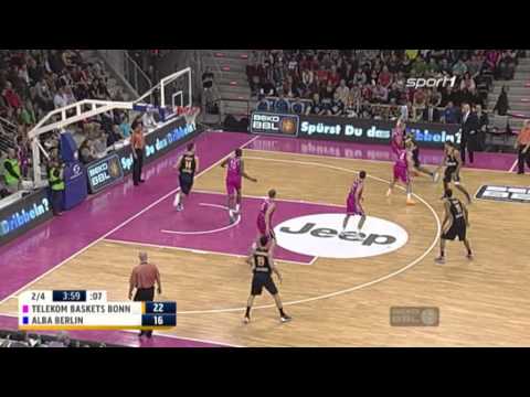BEKO BBL - Telekom Baskets Bonn gewinnen knapp gegen ALBA Berlin