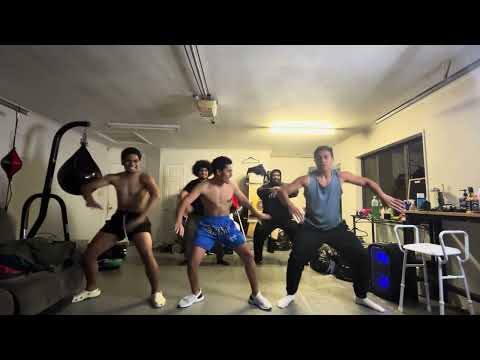 Tongan mako practice