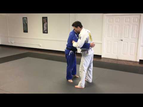 Javier Arroyo Shows The Judo Timing Osoto and Ooshi (Judo Time Signature)
