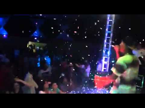 Mc Menor da Dg ao vivo no kokobongo pesadooo