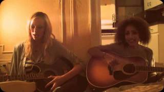 Susan Justice and Lynn Verlane impromptu cover of Katy Perry&#39;s &#39;Teenage Dream&#39;