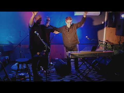 John Ellis and James Stewart Live @ Cafe Roux: Song 20 Shadows