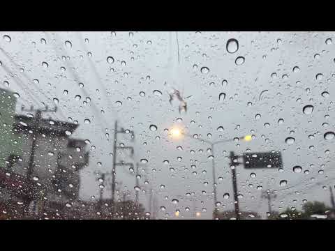 Cade dall'alto: guarda, ascolta e rilassati