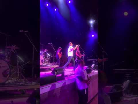 King Calaway performs “Best Thing About Me Now” live at Jones Beach opening for Zac Brown Band