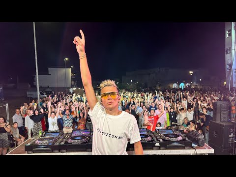 THIS IS REAL DJing - Best Drops Live From Italy