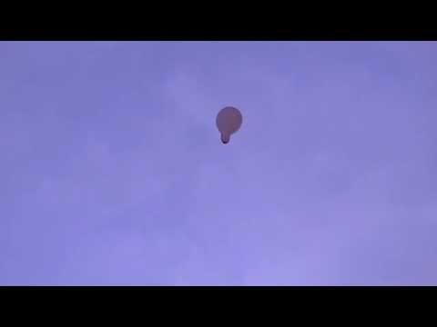 Kurzwellen Langdraht Antenne ist auf dem Baum dank Ballon - eflose #1194