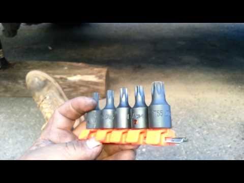 How to Replace rear brake pads on 2001 GMC Sierra 2500HD in 3 minutes
