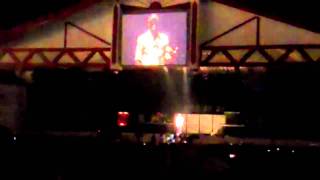 Darius Rucker @ The Strawberry Festival - While I still Got The Time (Solo)