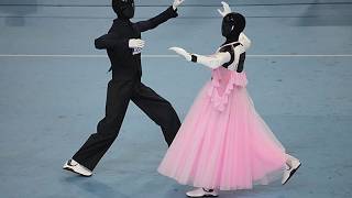 İnsan partnerli dansçı robotlar America’s Got Talent finaline çıkıyor