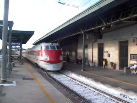 ETR450 in transito a Villa Literno con il suo IC561