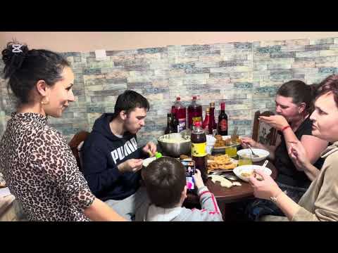 Második nap a moderátorjaimal Ebédelés Bulizzás