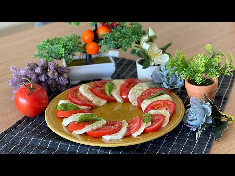 Insalata Caprese con mozzarella e pomodori - semplice e deliziosa